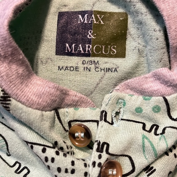 Max & Marcus onesie - Picture 2 of 3